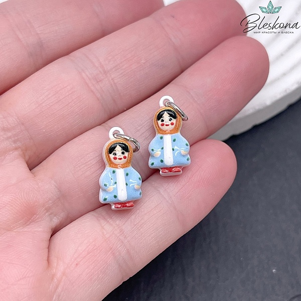 16,5*9 мм Цвет серебро, Подвеска Девочка в голубой шубке эмаль
