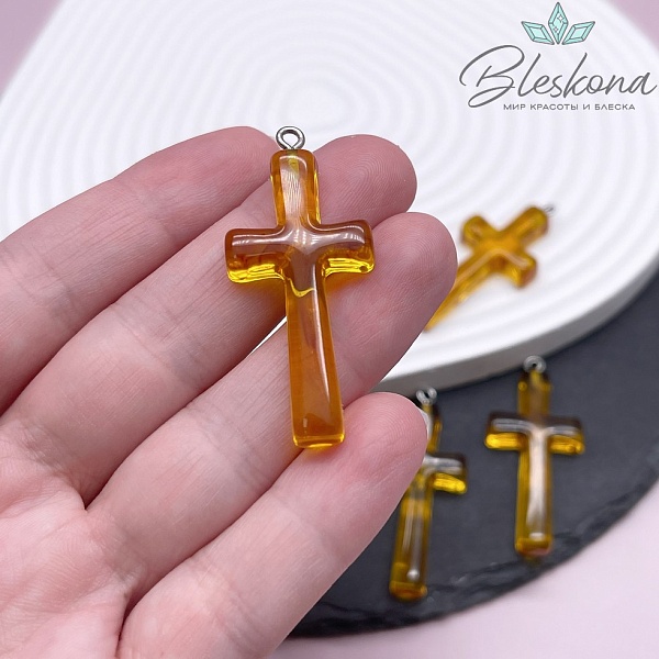 Подвеска Янтарь крестик светло-коричневый 19,5*43 мм