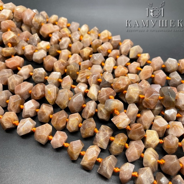 Солнечный камень фриформ огранка 8*12мм