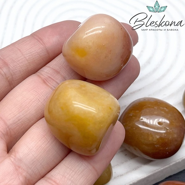 Авантюрин коричневый галтовка 20-29 мм