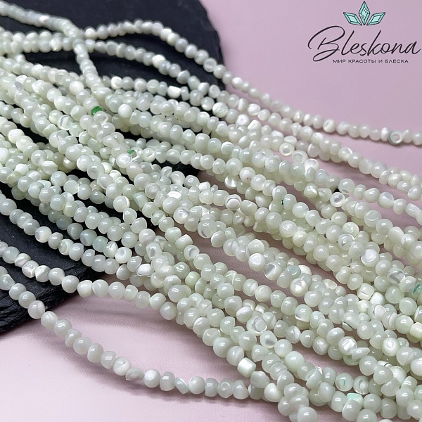 Перламутр светло- зеленый галтовка 2*4 мм