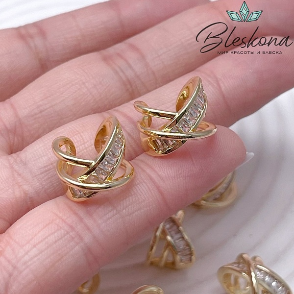 14*10,5 мм Цвет золото, Кафф цирконы