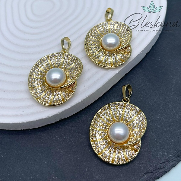 40*30 мм Цвет золото, Подвеска Ракушка с жемчугом Майорка №1