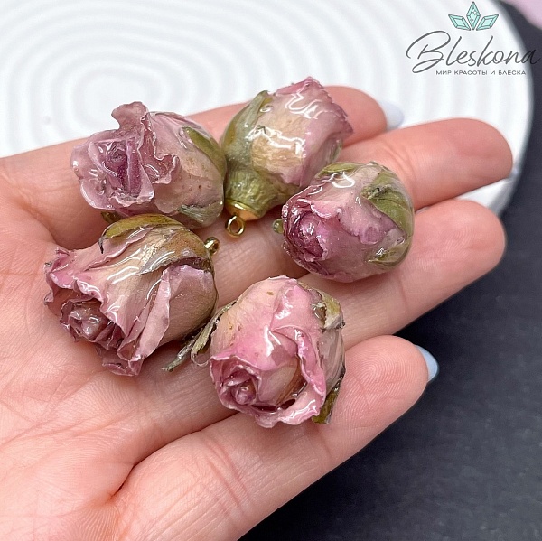 25-29 мм, Цвет золото, Подвеска роза в эпоксидной смоле №13