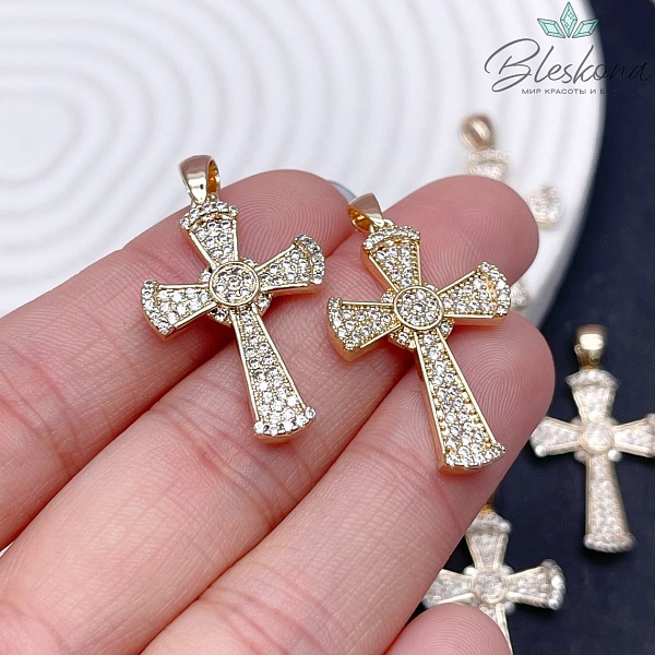 26,5*18,7 мм Цвет золото, Подвеска крест цирконы 