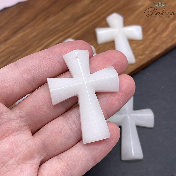 Подвеска крест Белый кварц 46,5*35 мм