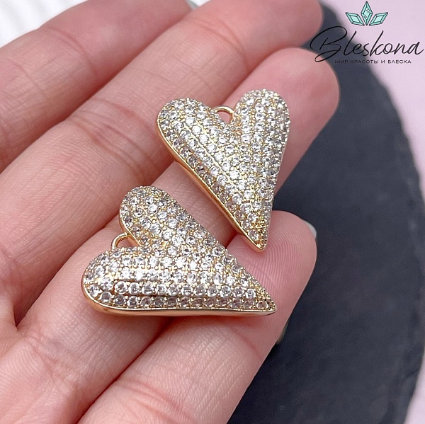 19,5*24мм Цвет золото, Подвеска сердце цирконы 