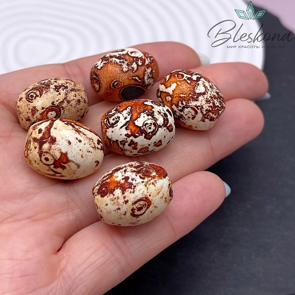  Дзи природные бело-коричневые матовые из агата 19*15 мм