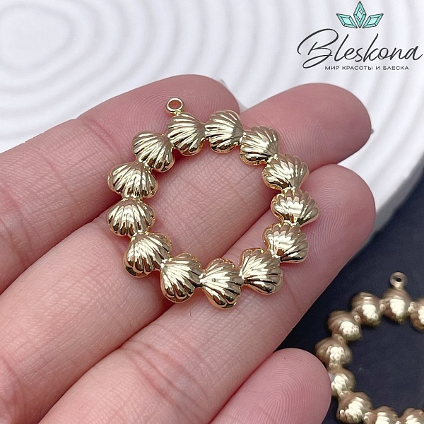 33,5*31 мм Цвет золото, Подвеска круг из ракушек