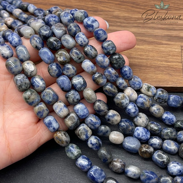 Яшма синяя пятнистая галтовка 10*8 мм