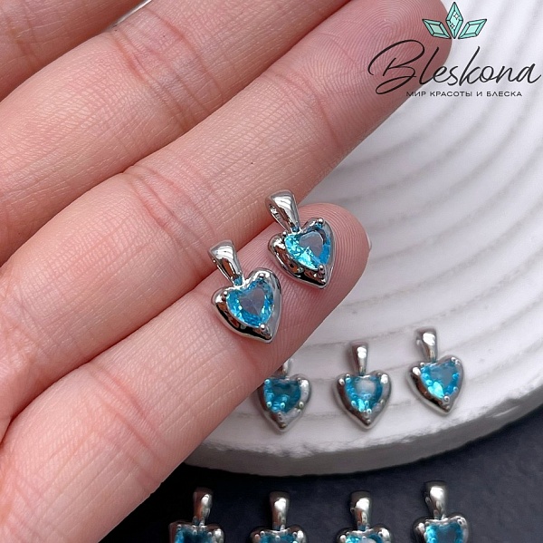 12*8 мм Цвет серебро, Подвеска Сердце голубой циркон