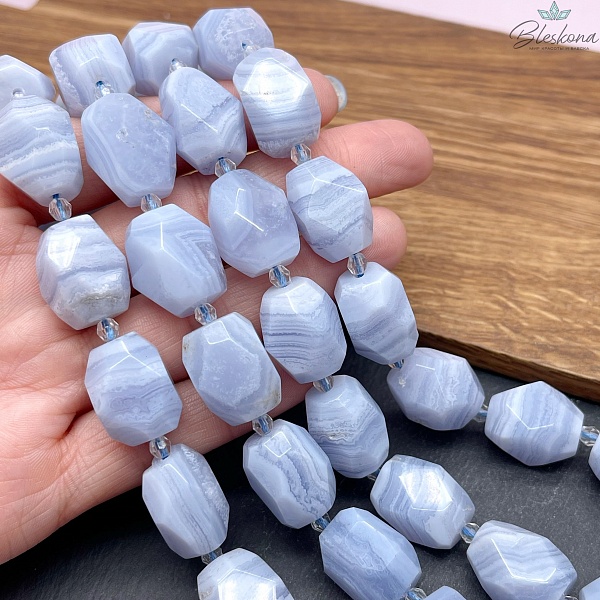 18*13 мм, Агат голубой (Сапфирин) фриформ огранка