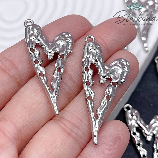 44*19 мм, Цвет серебро, Подвеска сердце с отверстиями