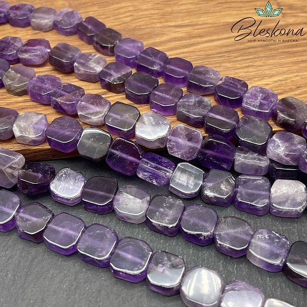 Аметист плоский квдрат фриформ 12-12,5 мм