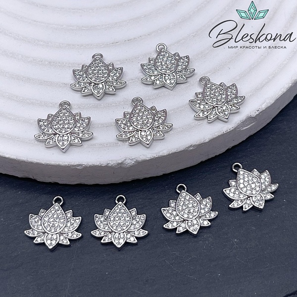 13*13 мм Цвет серебро, Подвеска лотос белые цирконы