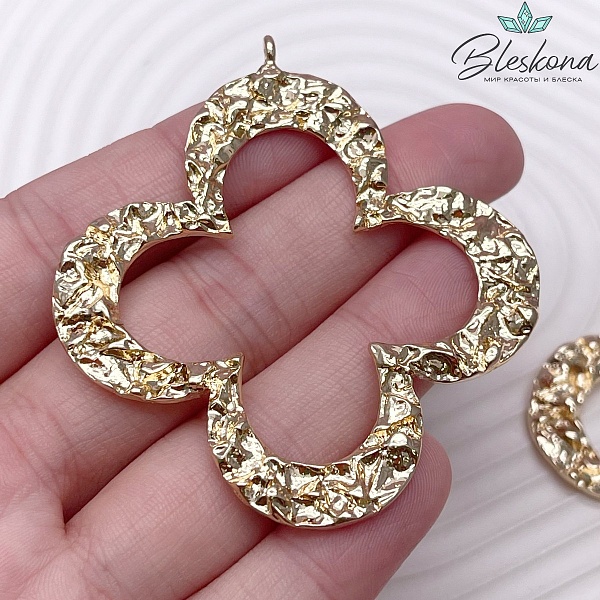 61*57 мм Цвет золото, Подвеска клевер мятый