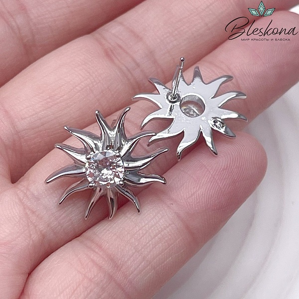19,5*19,5 мм Цвет серебро, Пусеты солнце циркон