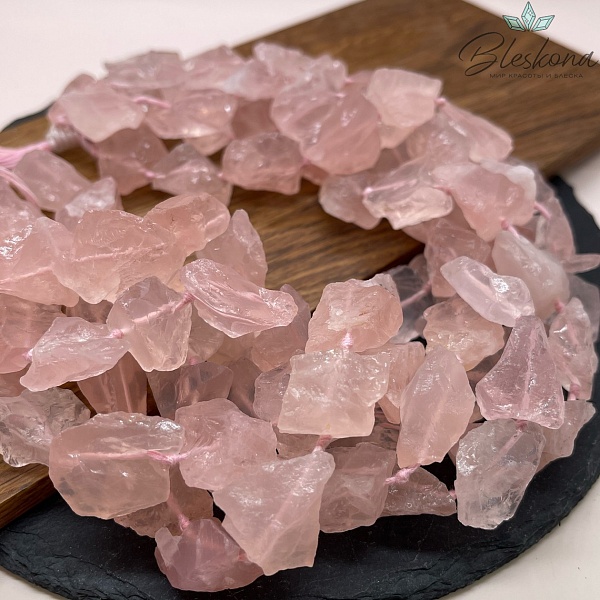 Мадагаскарский Розовый кварц Куски (18-20)*(17-18) мм