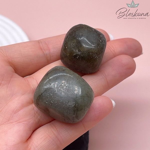 Лабрадор галтовка 25-30 мм