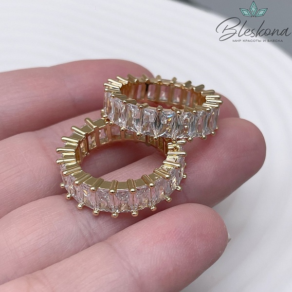 23 мм Цвет золото, Кольцо неразъемное белые цирконы Люкс 