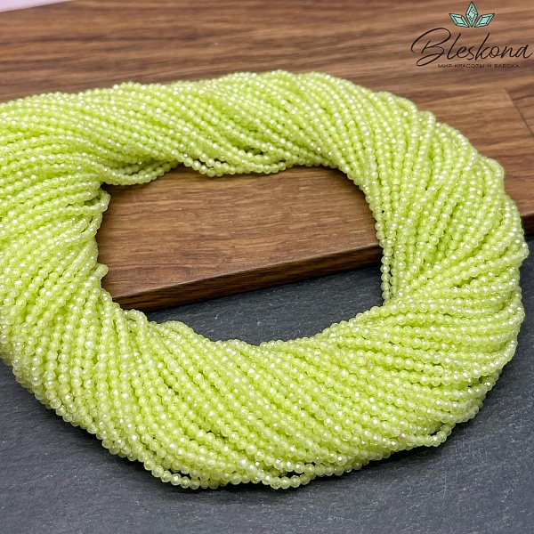 Циркон огранка светло-зеленый 2 мм (кубический цирконий, фианит) 
