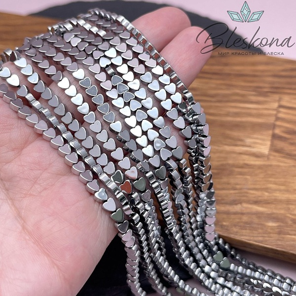 4 мм Гематин, цвет темное серебро, сердце плоское имитация 