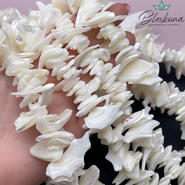 Перламутр белый сколы 10-30 мм