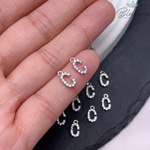 9,4 мм Цвет серебро, Буква С цирконы 