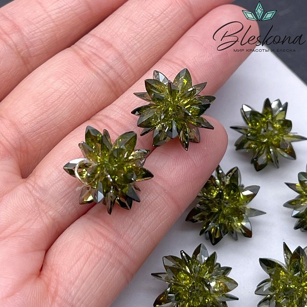 15*17 мм, Подвеска Циркон зеленый ежик (кубический цирконий, фианит) 