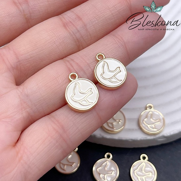 15*12 мм Цвет золото, Подвеска Ласточка белая эмаль