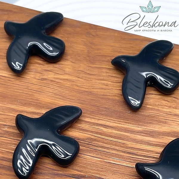 33*37 мм Керамика бусина Голубь черный (Птица)