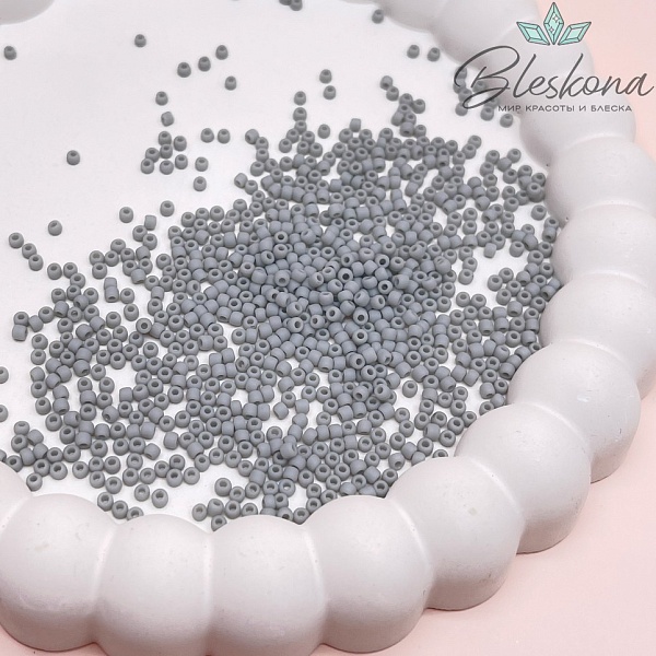 Бисер TOHO round 11/0 цвет №53F (оттенок серого)