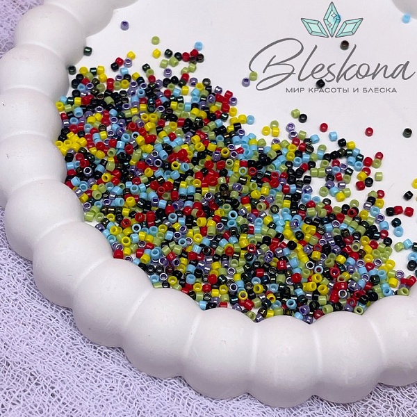 Бисер TOHO round 11/0 цвет №60-001 (микс)