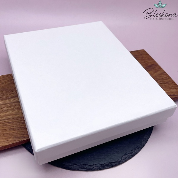 Коробка Белая 20*16*3,5 см