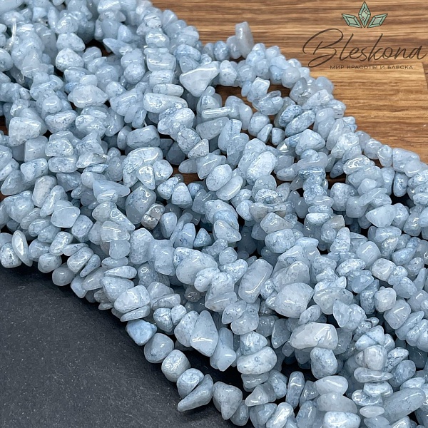 Крошка Кварц светло-синий (тонированный) ширина бусин ~ 7-9 мм