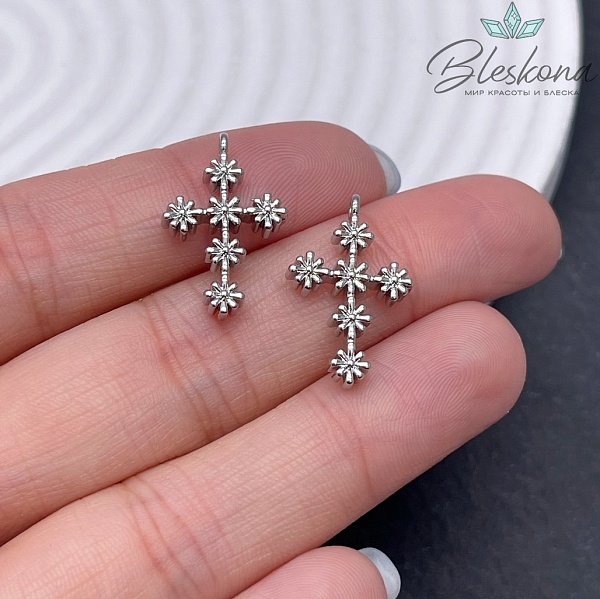 21*13,5 мм Цвет серебро, Подвеска крест 