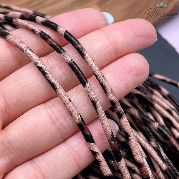 Шнур из экокожи леопардовый принт светлый 3 мм