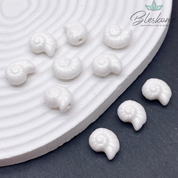 15*11,5 мм Бусина Аммонит, керамика цвет белый