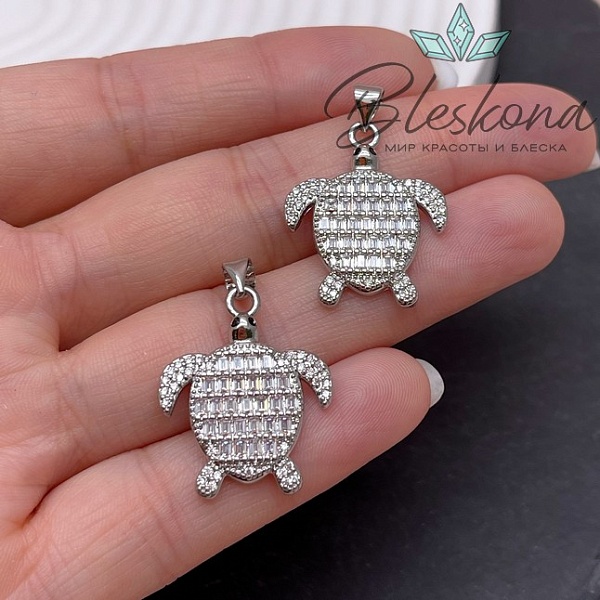 24*20 мм Цвет серебро, Подвеска черепаха с цирконами