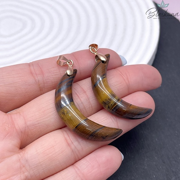 35,5*19,5 мм Цвет золото, Подвеска полумесяц Тигровый глаз