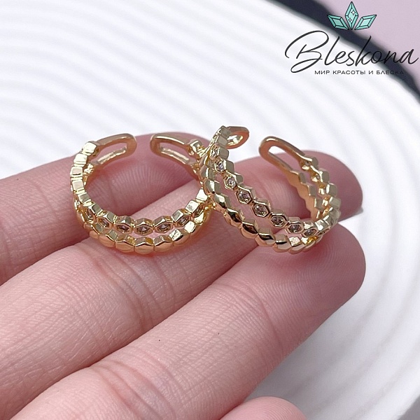 20 мм Цвет золото, Кольцо безразмерное шестиугольник цирконы 