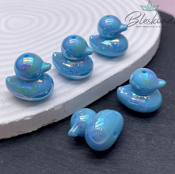 22*21 мм Бусина Уточка голубая с переливом