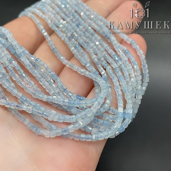 Аквамарин куб 2*2 мм №1