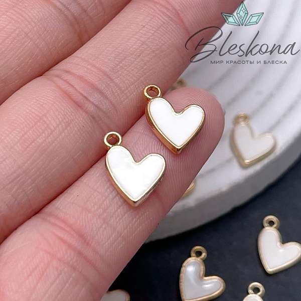 10*12,5мм, цвет золото,Подвеска Сердце белая эмаль 