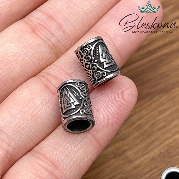 Руна Валькнут, цвет серебро 8,8*12 мм 