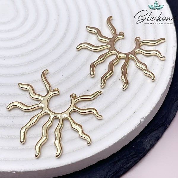 36,5*40,5 мм Цвет золото, Коннектор Солнце