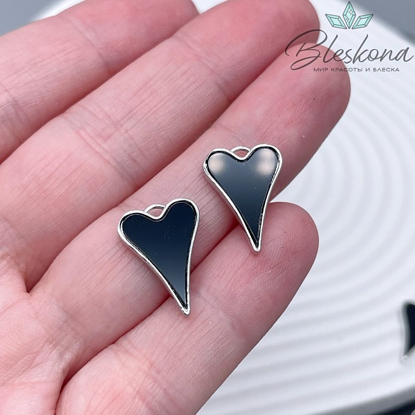 17,5*12 мм Цвет серебро, Подвеска Сердце черная керамика 