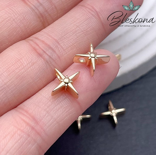 10,7*10,7 мм Цвет золото, Подвеска северная звезда 