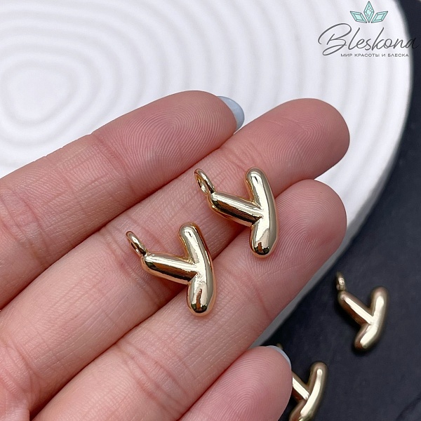 18 мм, Цвет золото, Буква объемная Y