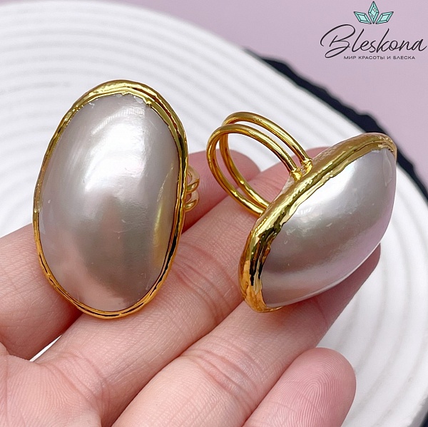 22,5 мм Цвет золото, Кольцо безразмерное Перламутр овал
